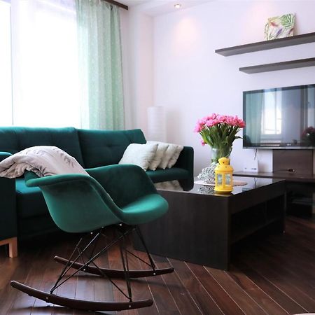 Stylish And Spacious By Cooee Apartments Varşova Dış mekan fotoğraf