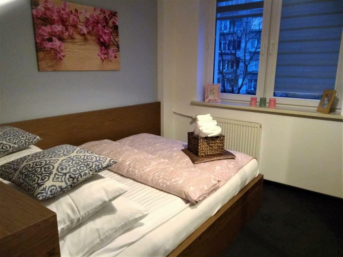 Stylish And Spacious By Cooee Apartments Varşova Dış mekan fotoğraf