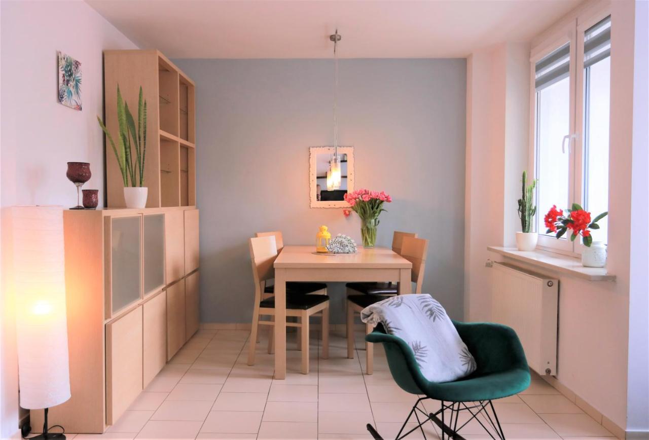 Stylish And Spacious By Cooee Apartments Varşova Dış mekan fotoğraf